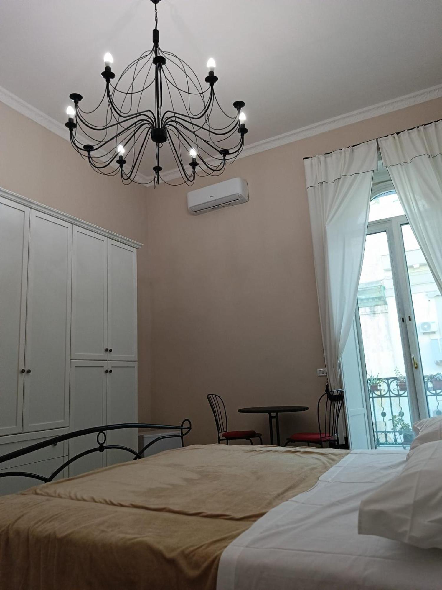 B&B Liberty House Napoli Dış mekan fotoğraf