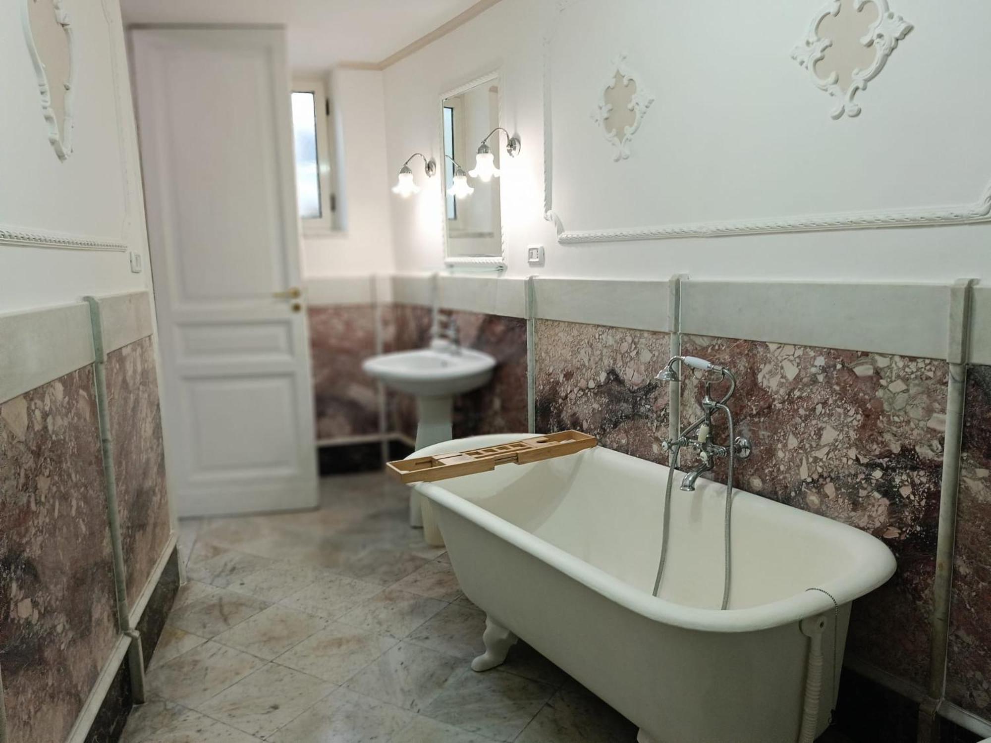 B&B Liberty House Napoli Dış mekan fotoğraf